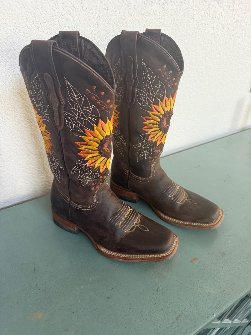 Alfa Handcrafted Leather Sunflower Cowboy Boots Square Toe